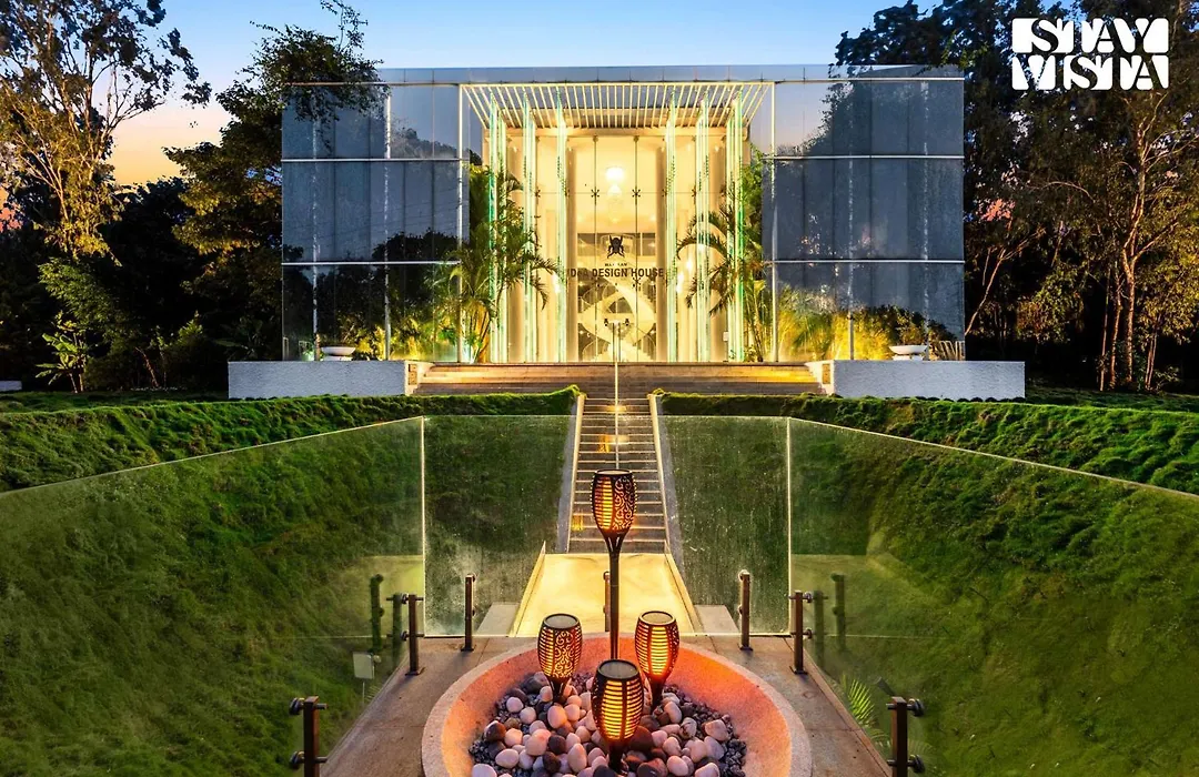 The Crystal Hall India'S Only All Glass Villa-1